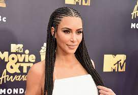 Kim Kardashian Blackfishing at 2018 MTV Movie and Awards